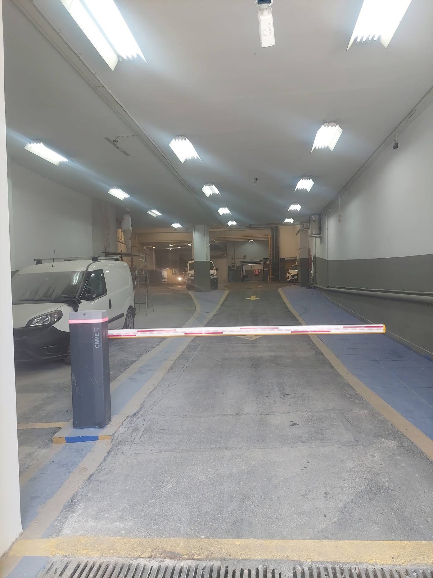 Έξοδος προς την οδό Λυκούργου